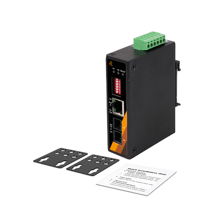 Industrial PoE+ Media Converter